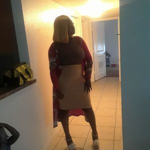 Meet your Posher, Curnisha